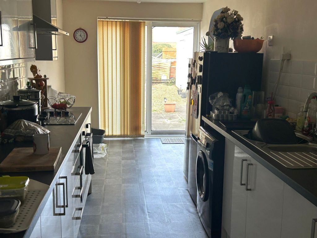 Property photo 2 of 6 Photograph 2