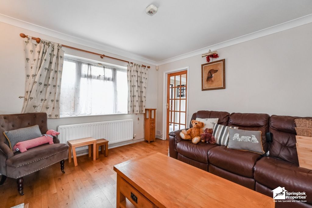 Property photo 2 of 17 Image 1