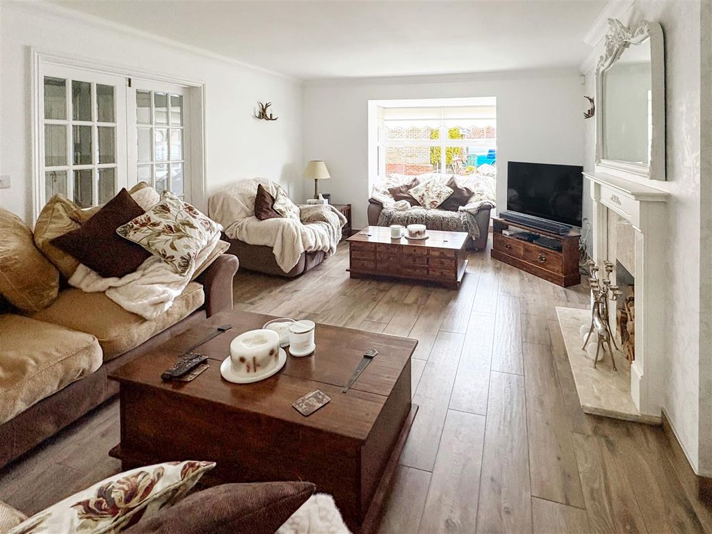 Property photo 3 of 22 Image00050.Jpg