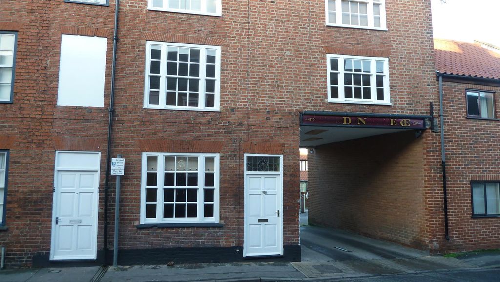 Property photo 1 of 5 P1060334.Jpg