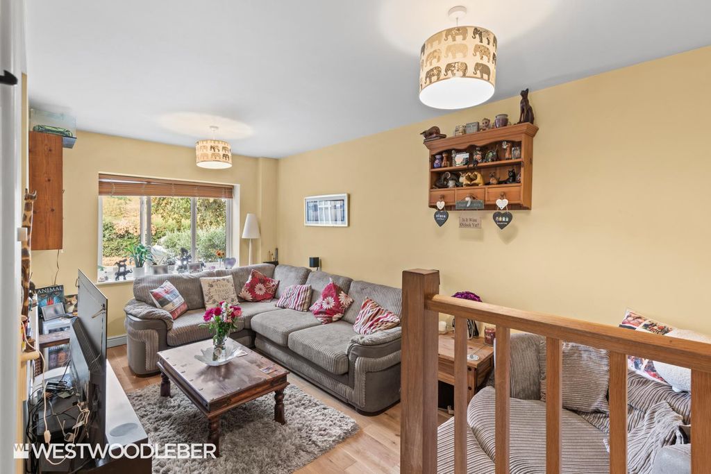 Property photo 2 of 24 Highfieldfarm_1.Jpg