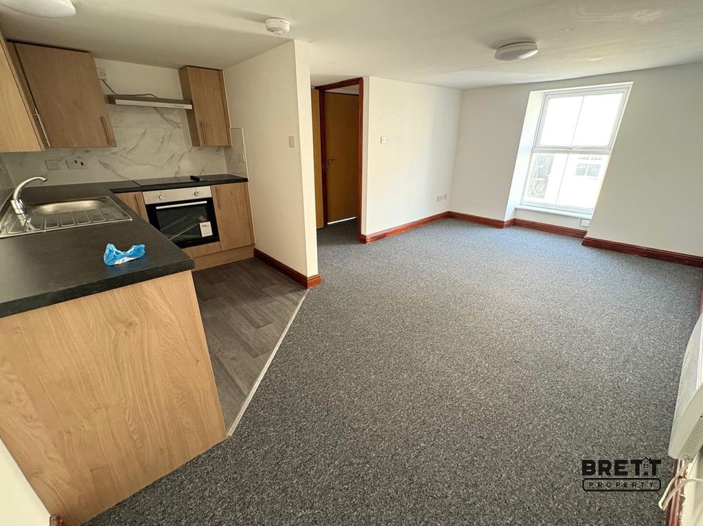 Property photo 2 of 5 Kitchen-Living Room