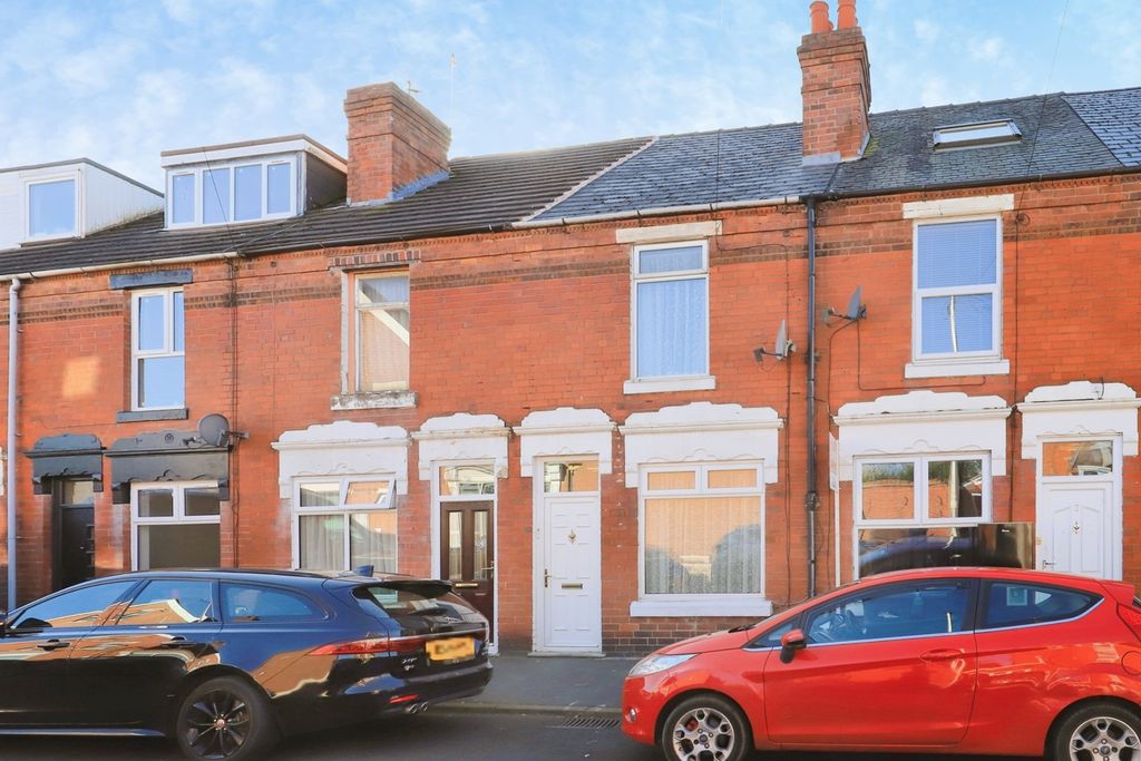 Property photo 1 of 15 Pbox-Img.Jpg