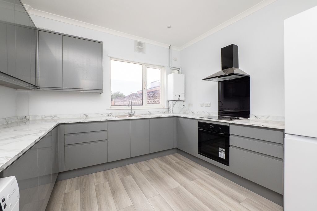 Property photo 1 of 13 Picture No. 03