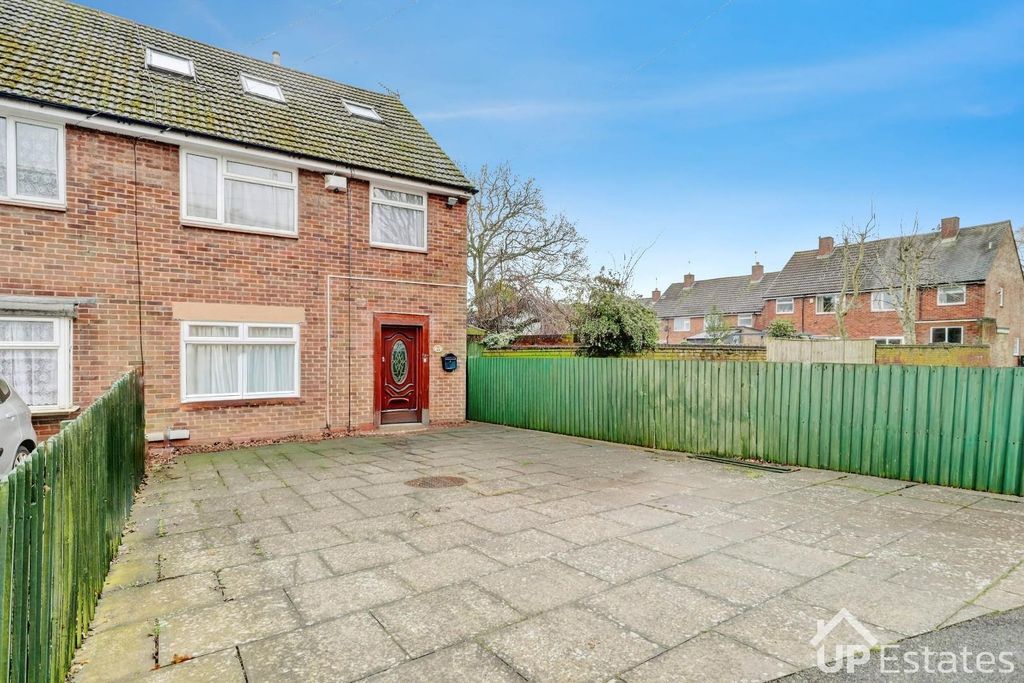 Property photo 1 of 22