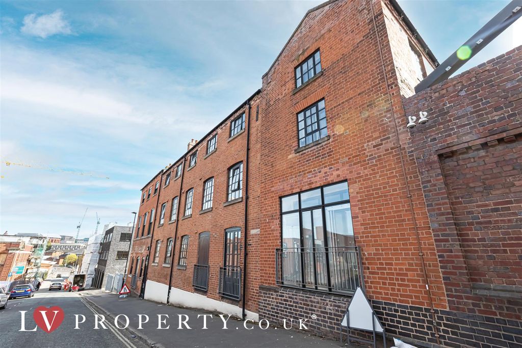 Property photo 1 of 14 15.Jpg