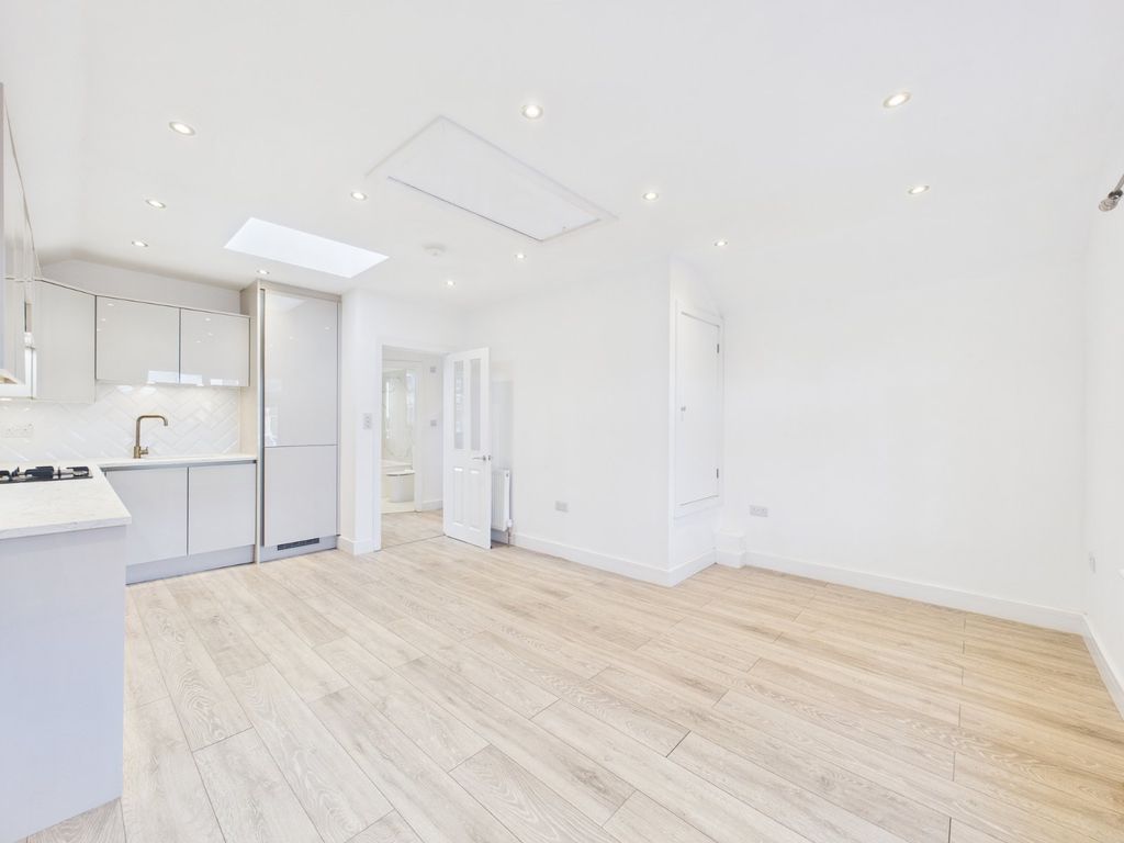 Property photo 2 of 6 Picture No. 05