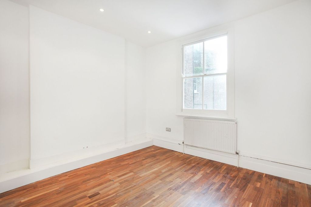 Property photo 3 of 5