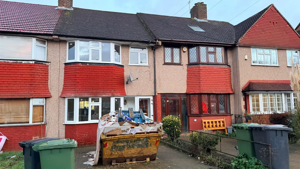 Property photo 1 of 13