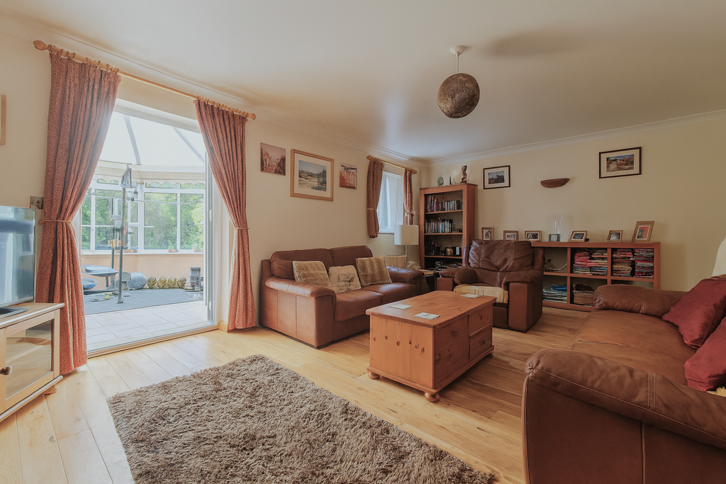 Property photo 3 of 32