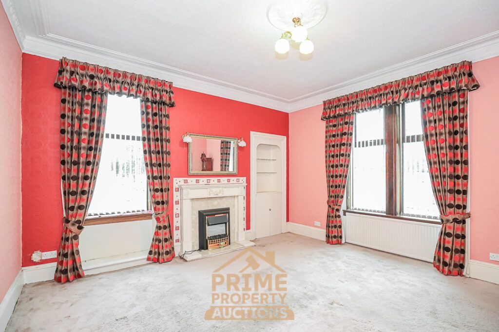Property photo 2 of 32