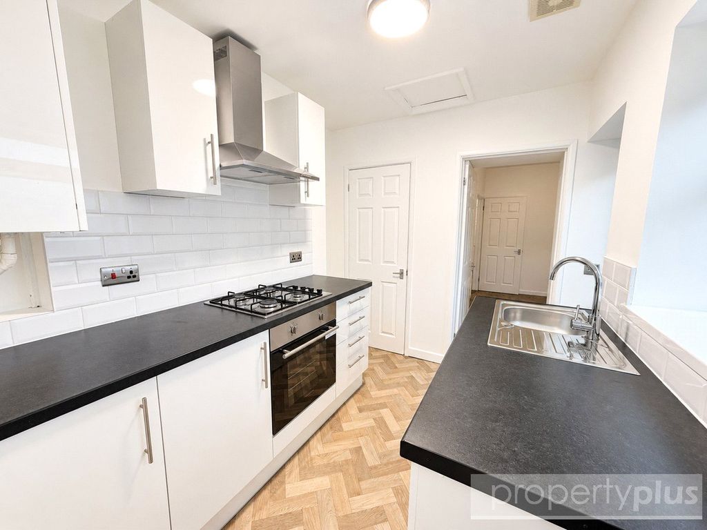 Property photo 2 of 11 Picture No. 05