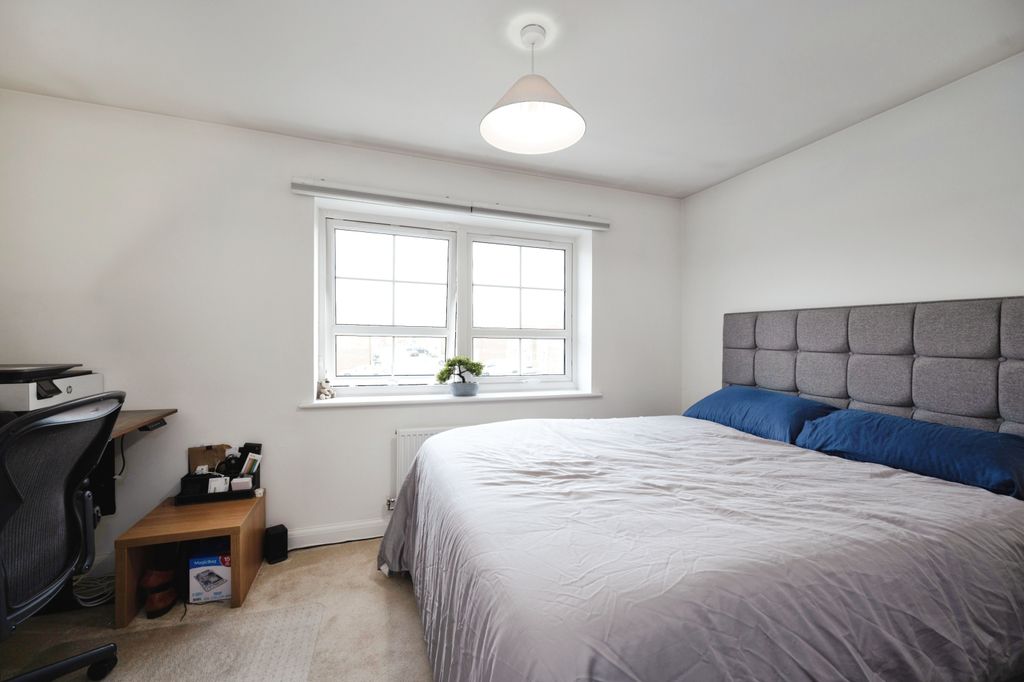 Property photo 3 of 17 Photography