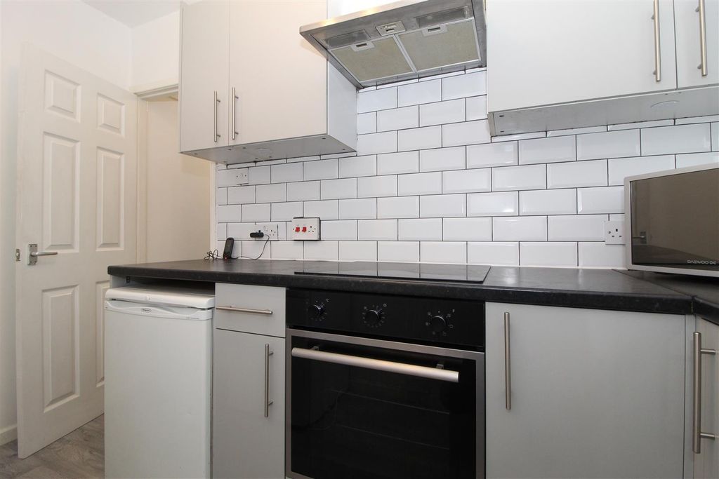 Property photo 3 of 11 Img_4884.Jpeg