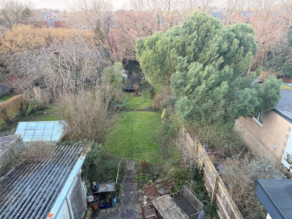 Property photo 1 of 26 Garden.Jpg