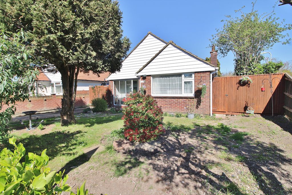 Property photo 1 of 11