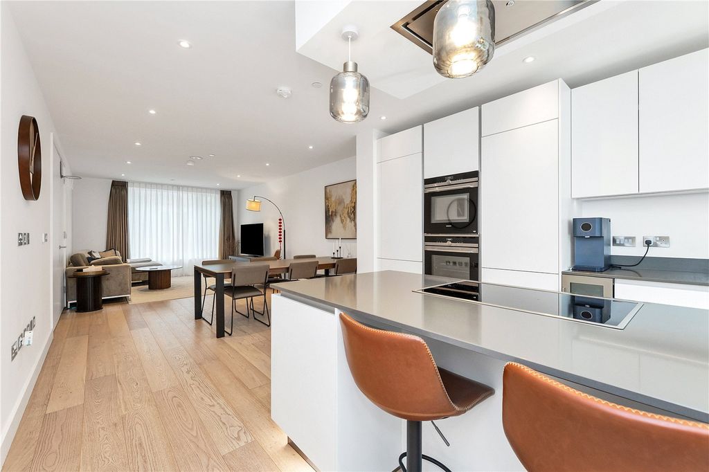 Property photo 2 of 18 Picture No. 05