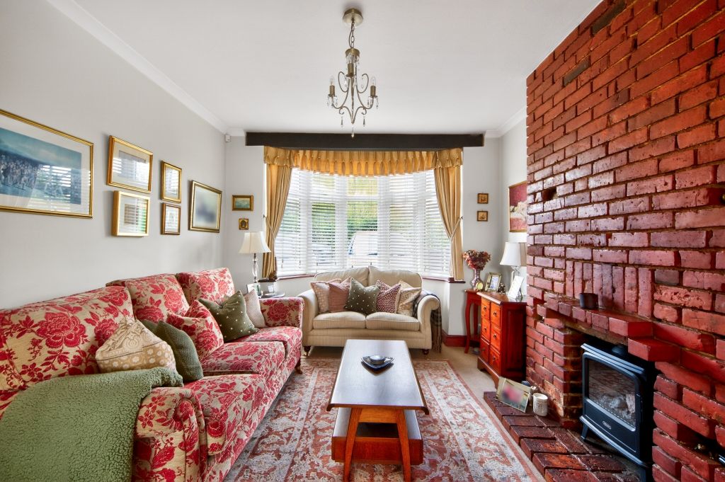 Property photo 2 of 19 Sitting Room