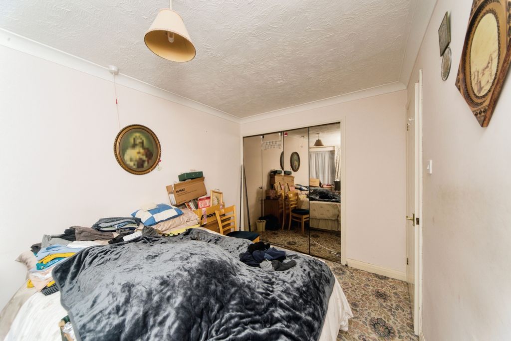 Additional image 12 of 2 bed flat for saleChurch Bailey, Pevensey, East Sussex BN24