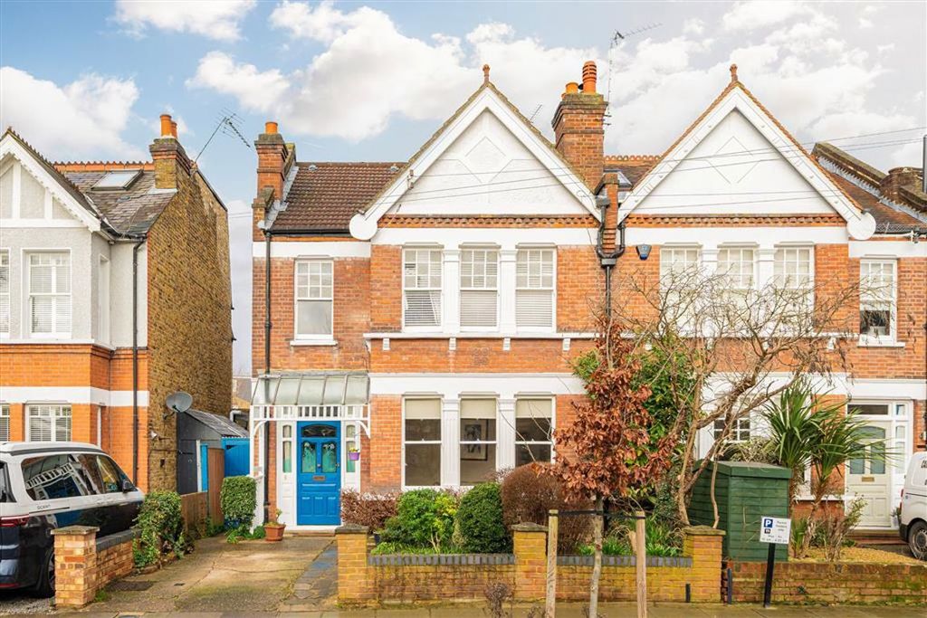 Property photo 1 of 8