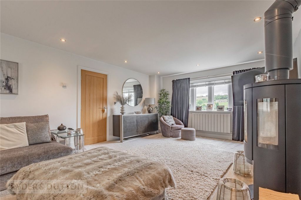 Property photo 1 of 54 Lounge