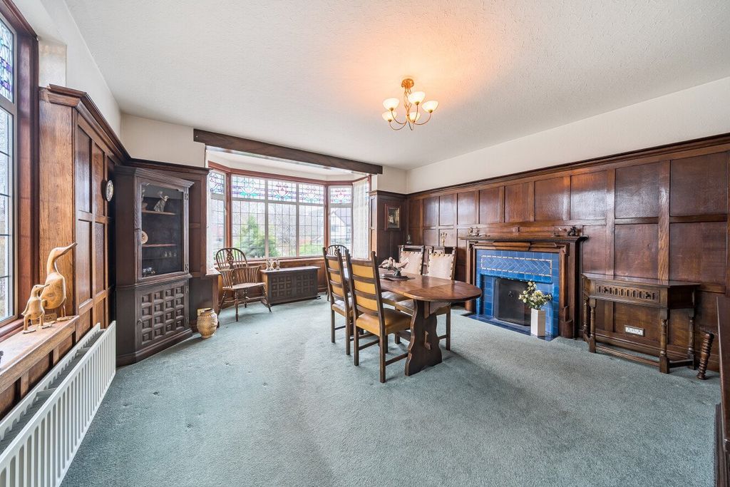 Property photo 2 of 21 Picture No. 13