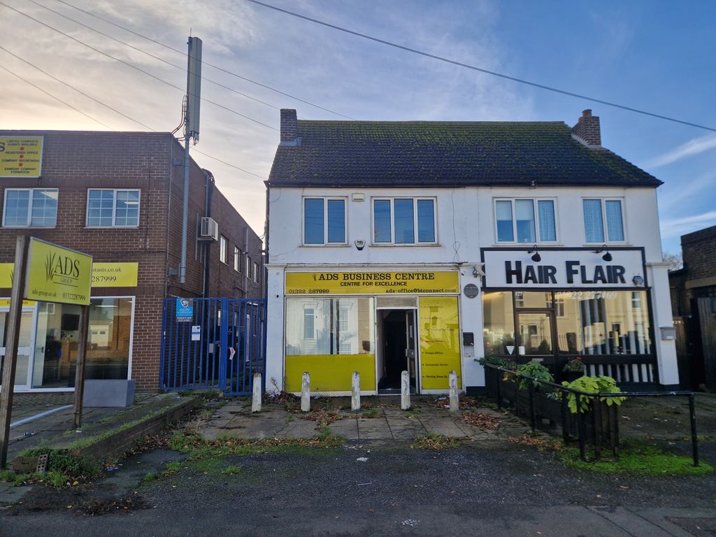 Property photo 1 of 5