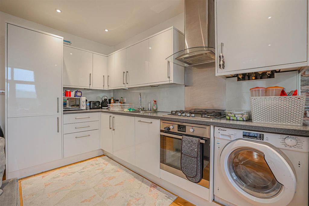 Property photo 2 of 13 980A0829.Jpg