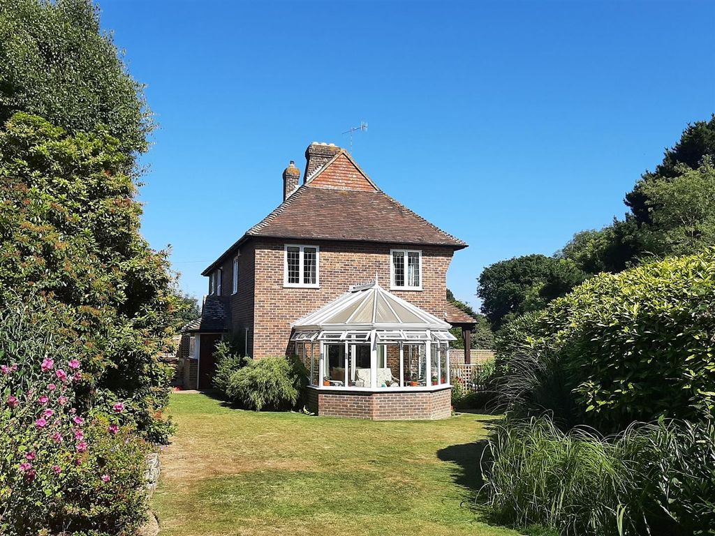 Property photo 1 of 34