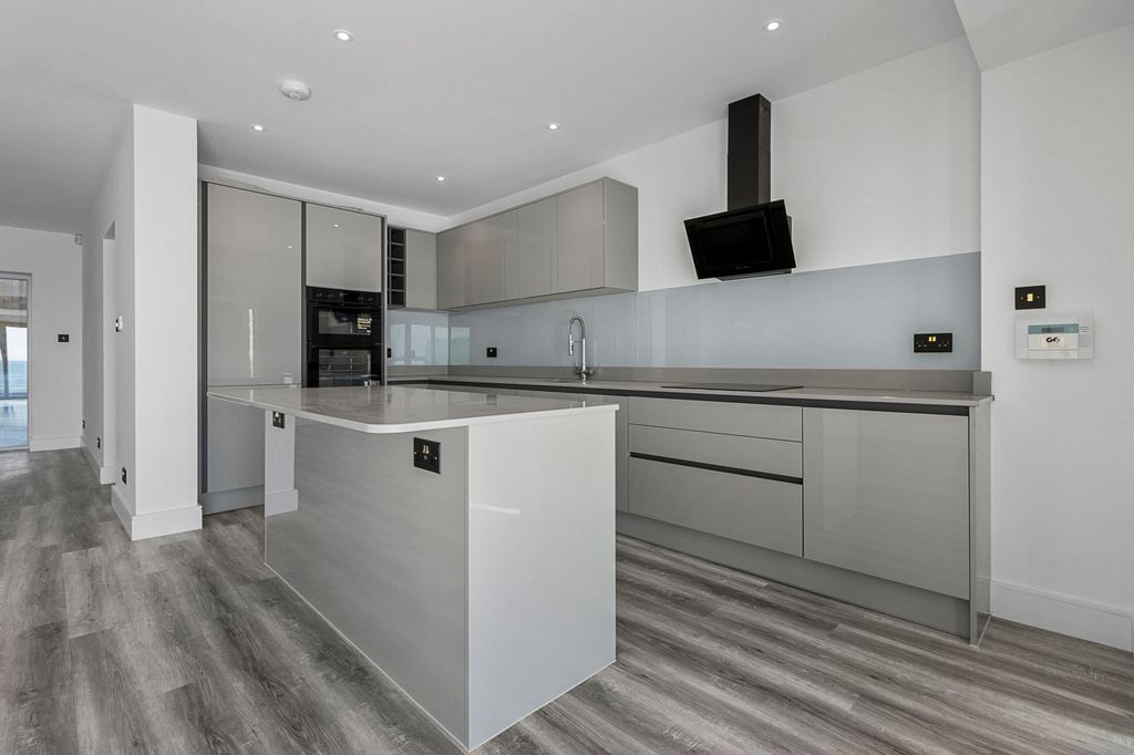 Additional image 5 of 4 bed property for saleMarine Parade, Paignton TQ3