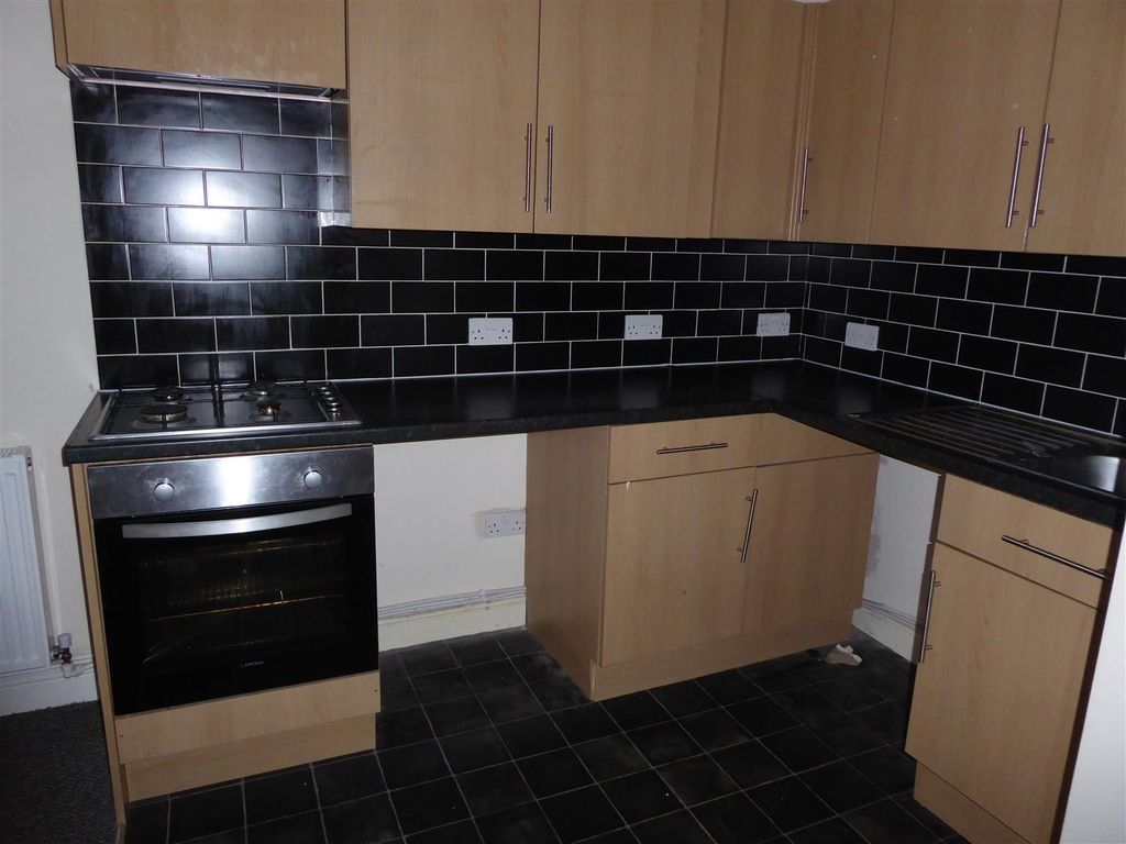 Property photo 3 of 6 020.Jpg