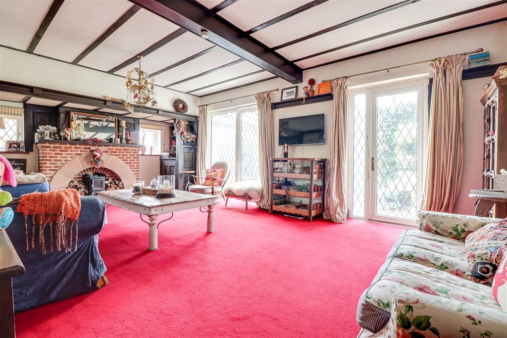 Property photo 3 of 24