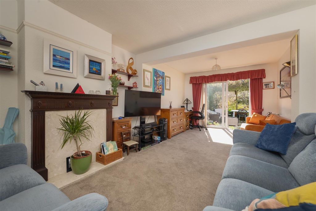 Property photo 3 of 15 Goodwin Avenue, Swalecliffe, Whitstable