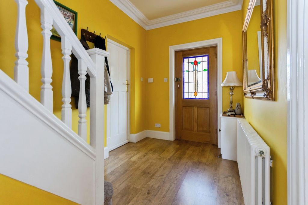 Property photo 2 of 20 Pbox-Img.Jpg