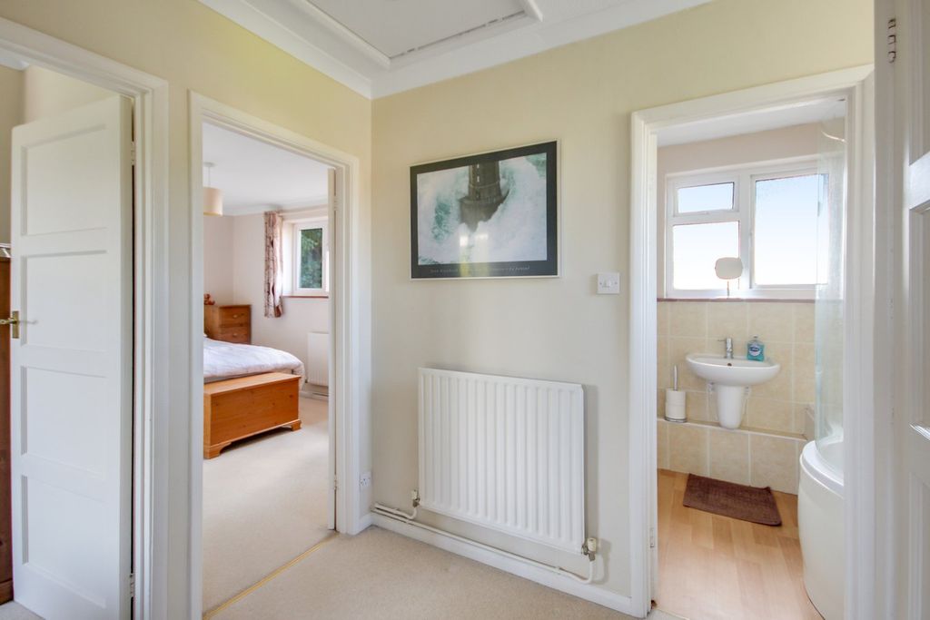 Additional image 12 of 1 bed maisonette for saleElizabeth Crescent, East Grinstead RH19