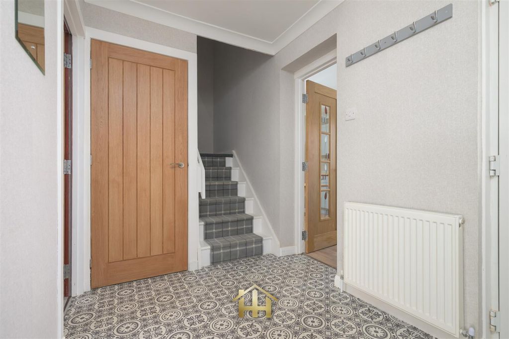 Property photo 2 of 33 46Greenlee-0014.Jpg