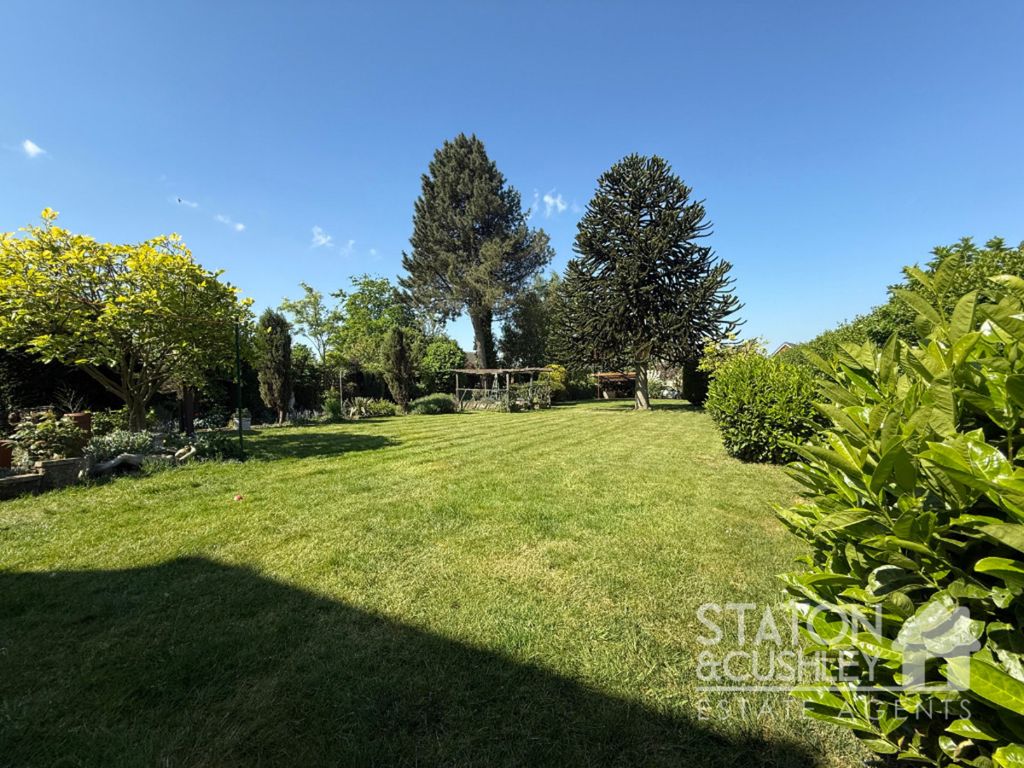 Property photo 2 of 46