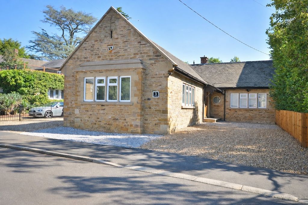 Property photo 1 of 36