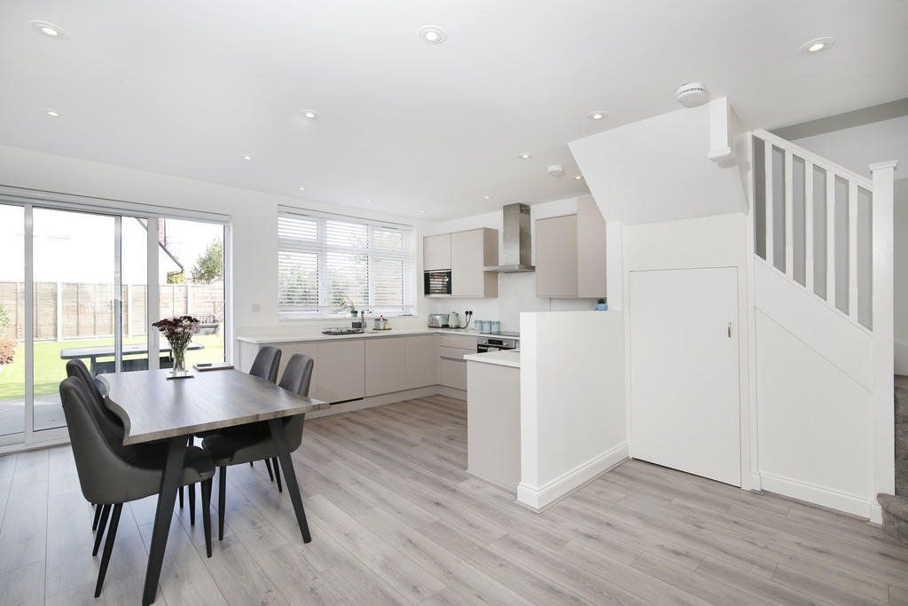 Property photo 2 of 9 Gallery