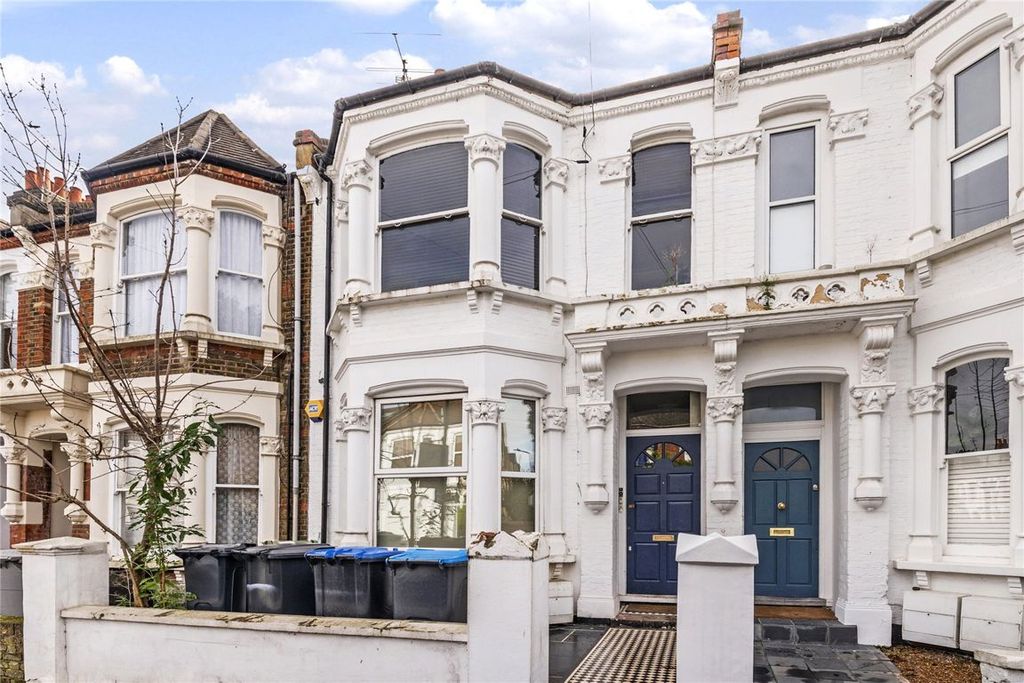 Property photo 1 of 7