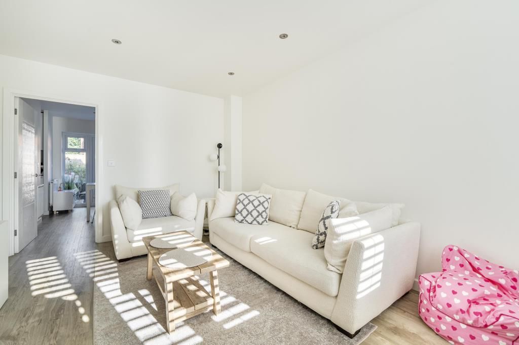 Property photo 2 of 20 External View