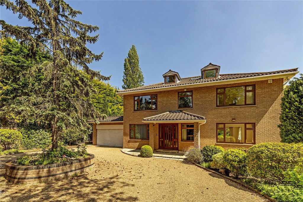 Property photo 1 of 25 Exterior