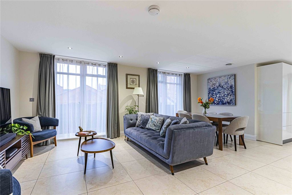 Property photo 3 of 30 Picture No. 35