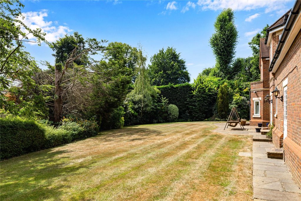 Property photo 3 of 28 Picture No. 14