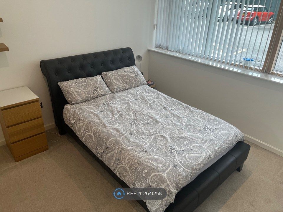 Property photo 3 of 19 Bedroom 1