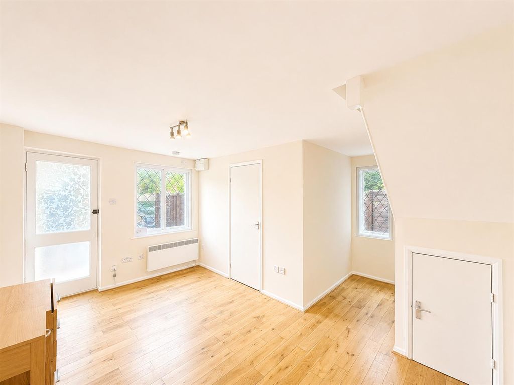 Property photo 2 of 6 Reception Room