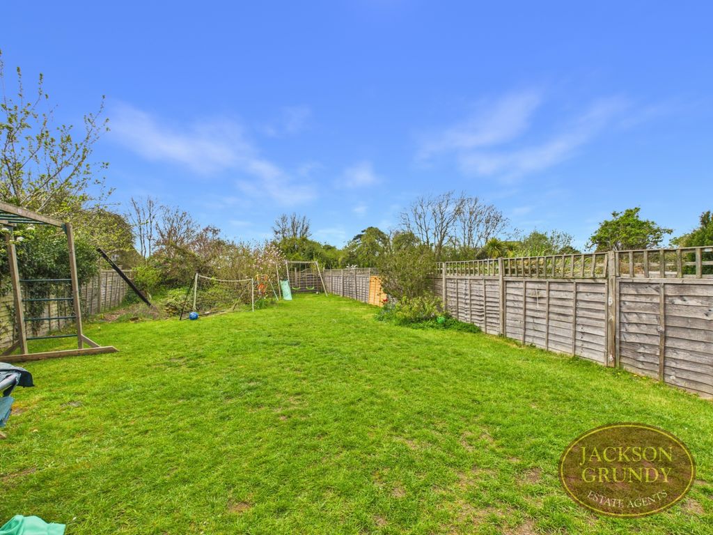 Property photo 3 of 17 Photo 3