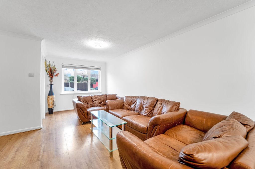 Property photo 2 of 15