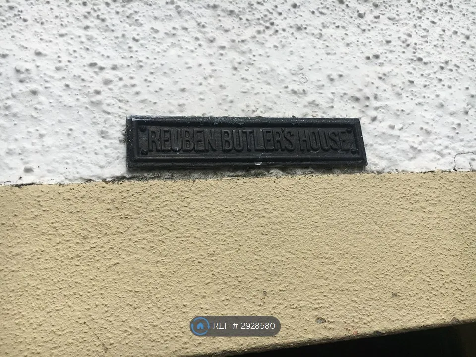 House in Edinburgh, Liberton - More
