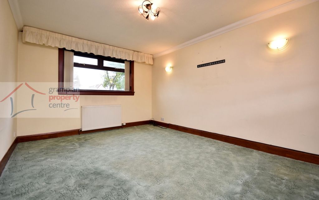 Property photo 3 of 19 Lounge 1.Jpg